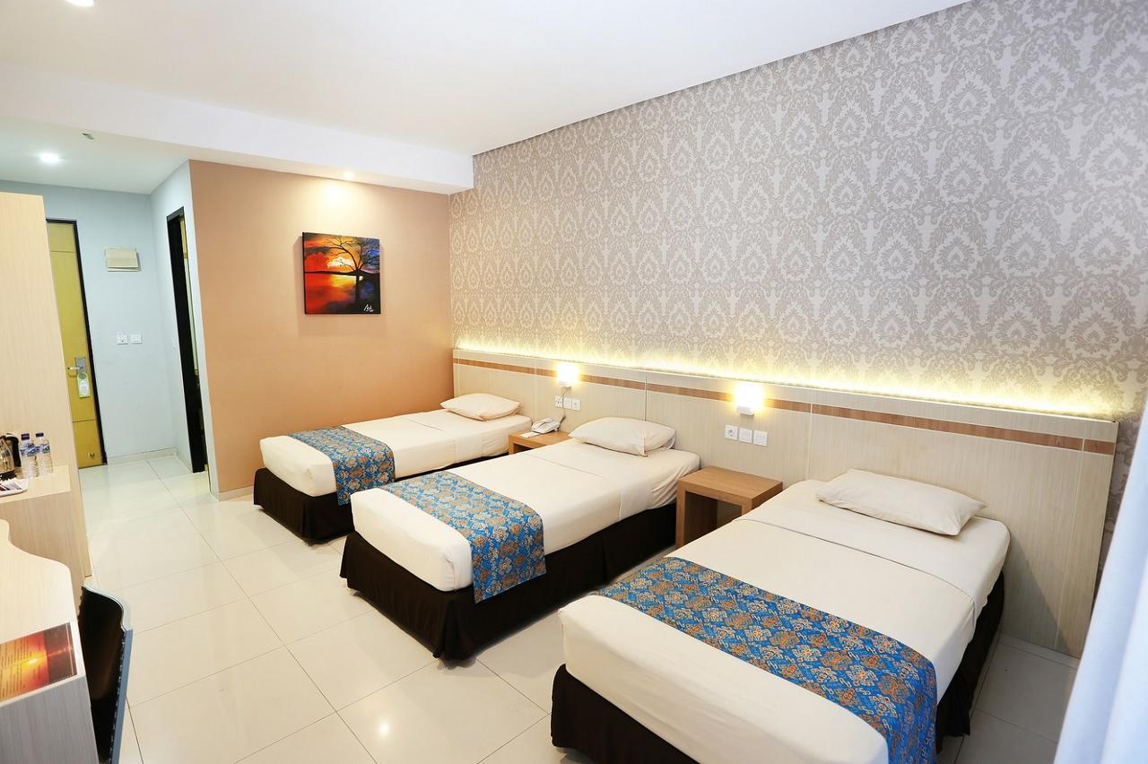 Tanjung Kodok Beach Resort Paciran Exterior foto